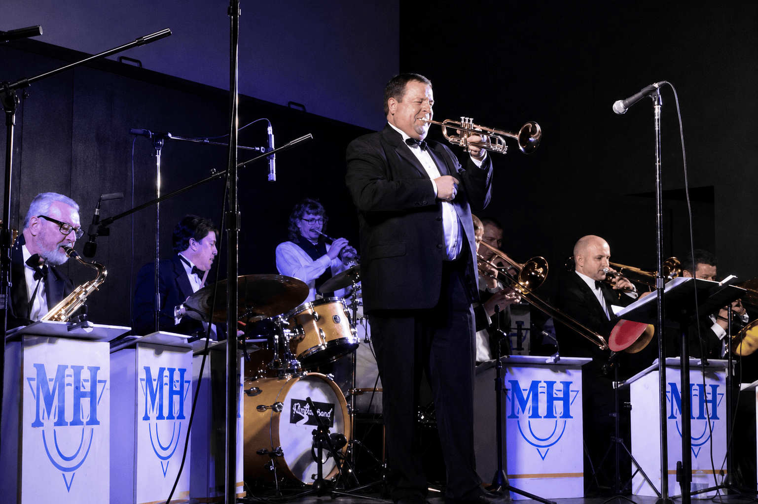 Mark Humphries Orchestra performing